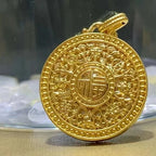 Colgante Brújula Tesoro Oro 18K Certificado AU750 | Joyería Lujo Mujer