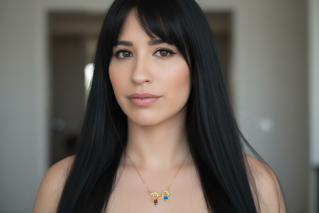 Collar con figuras - formato hero